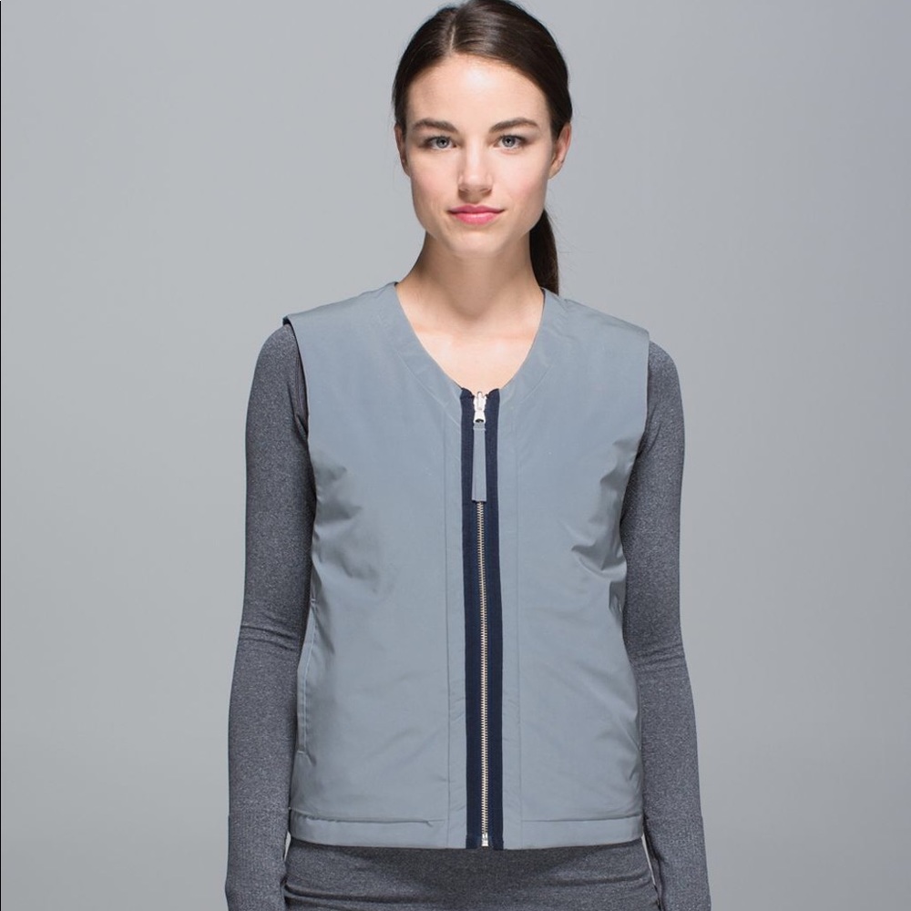 Lululemon Light and Bright Vest Size-Reflective